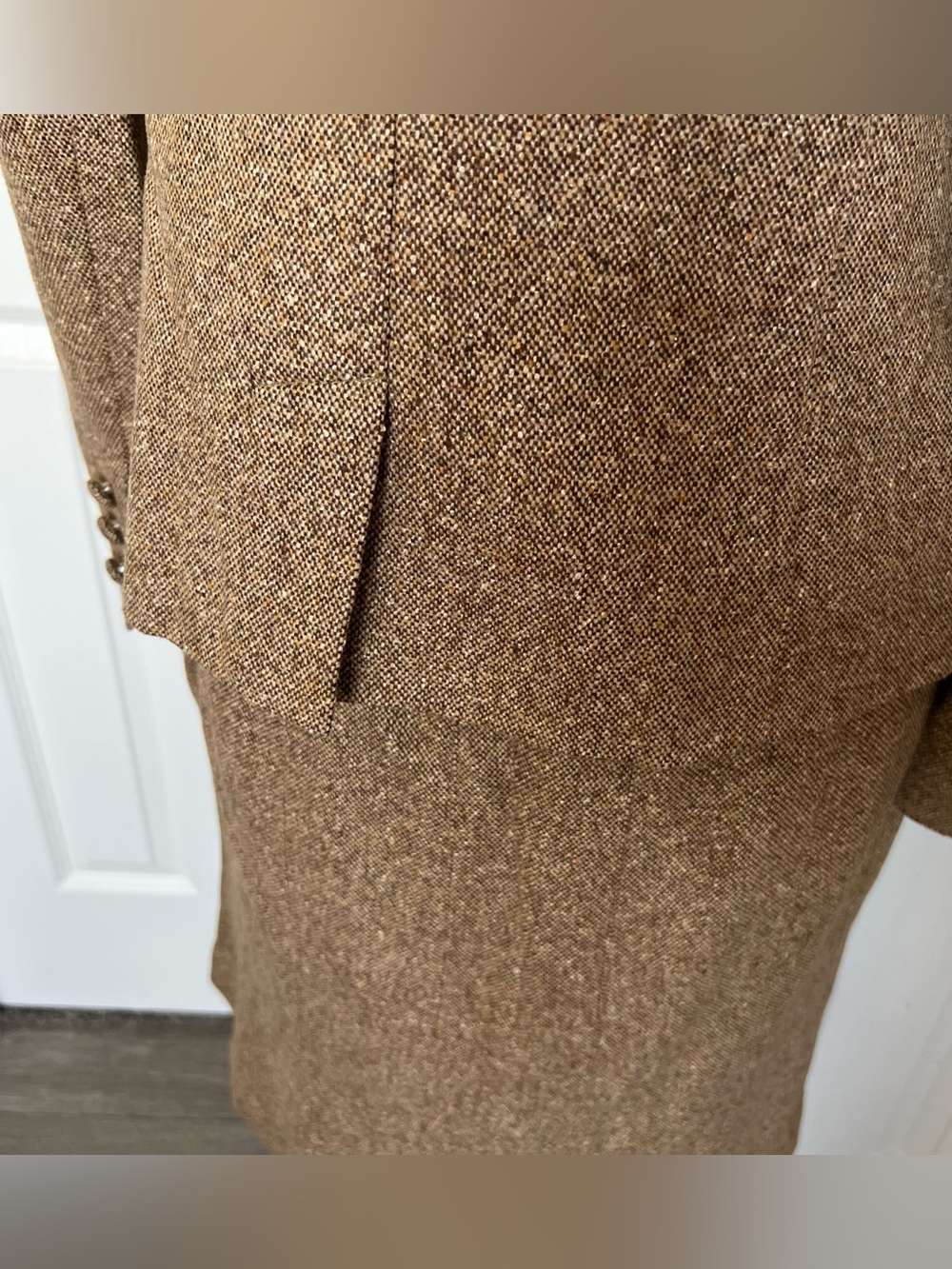 🍂 Vtg Ann Taylor Loft 2 pc Lined Brown Tweed Wool Skirt Suit w Belt Sz 8 Petite - Picture 8 of 13
